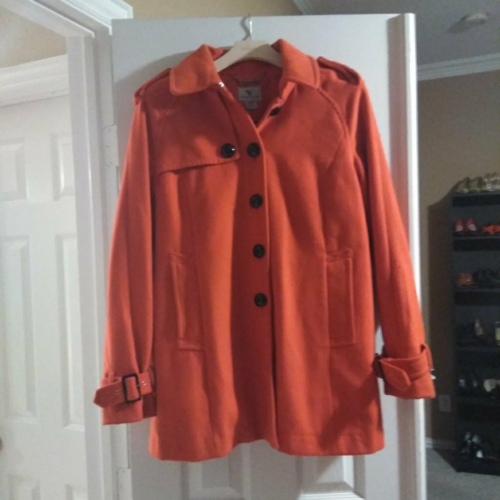 (SOLD) Orange juniors coat